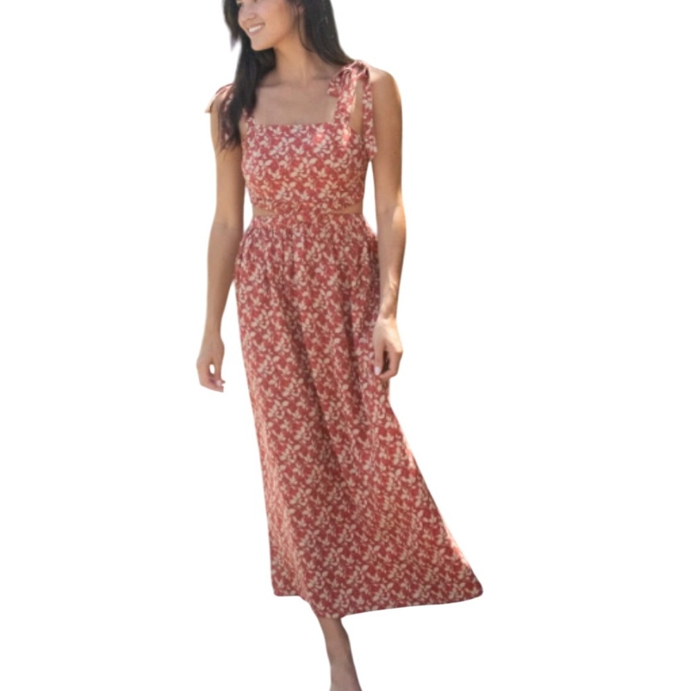 Natural Life Courtney Maxi Dress Sz M Floral Sleeveless Cutout Tie Strap Smocked
